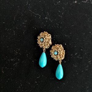 Vintage Gold and Turquoise Drop Earrings